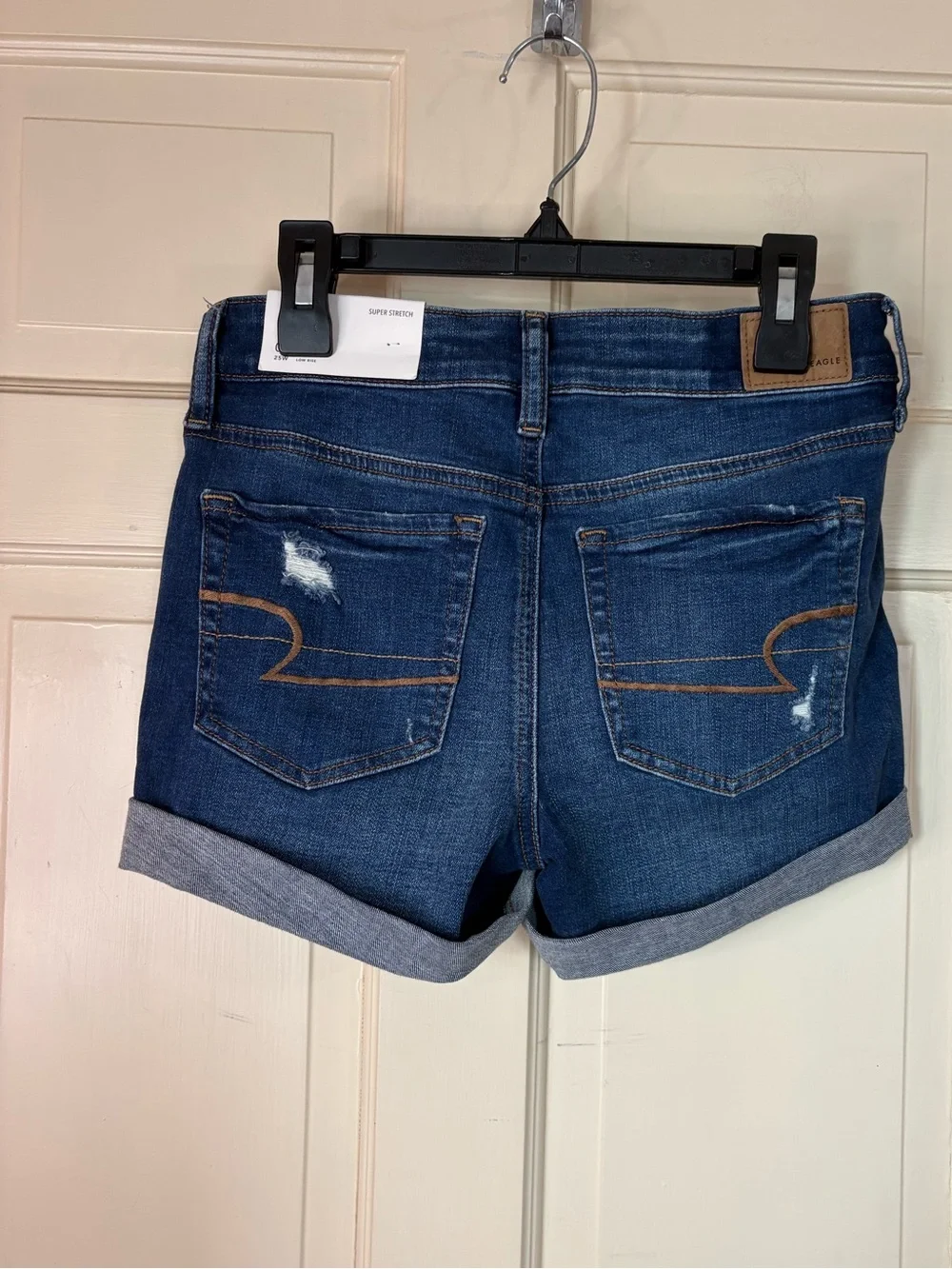 American Eagle Midi Cuffed Dark Blue Shorts Stretch Low Rise Women’s Size 0 NWT